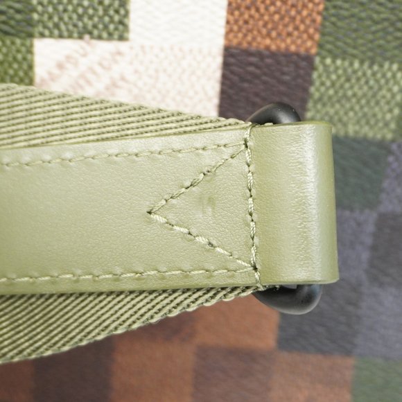 Louis Vuitton Handbag Damouflage LV Trail M24449 Green Men's - Picture 9 of 10